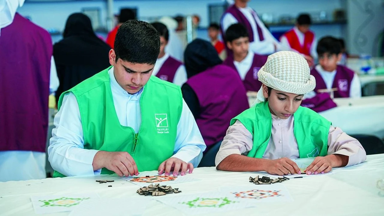 المهارات الإبداعية في مختبر ناشئة الشارقة تبرز الهوية الوطنية